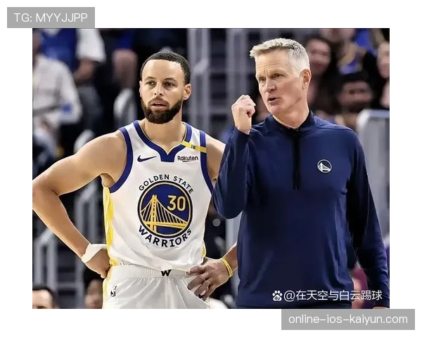 勇士又靠库里活着,那几记三分堪称神迹,勇士是库里的球队